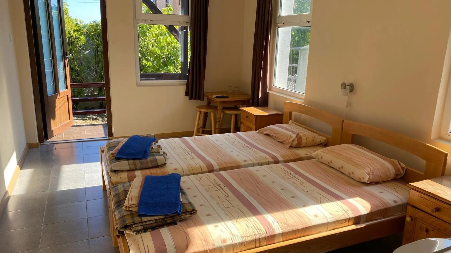 Gloria Houses-Free Parking Varna