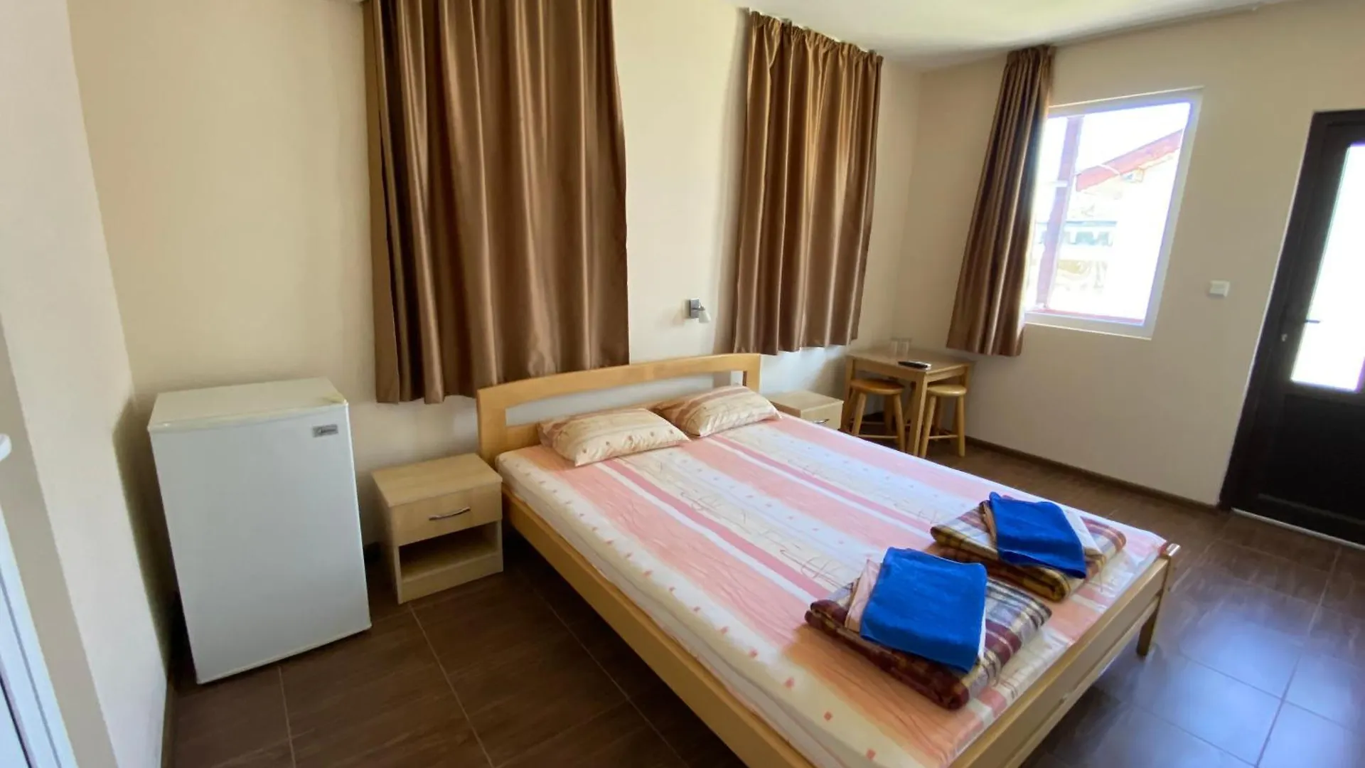 Pensiune Gloria Houses-Free Parking Varna Bulgaria
