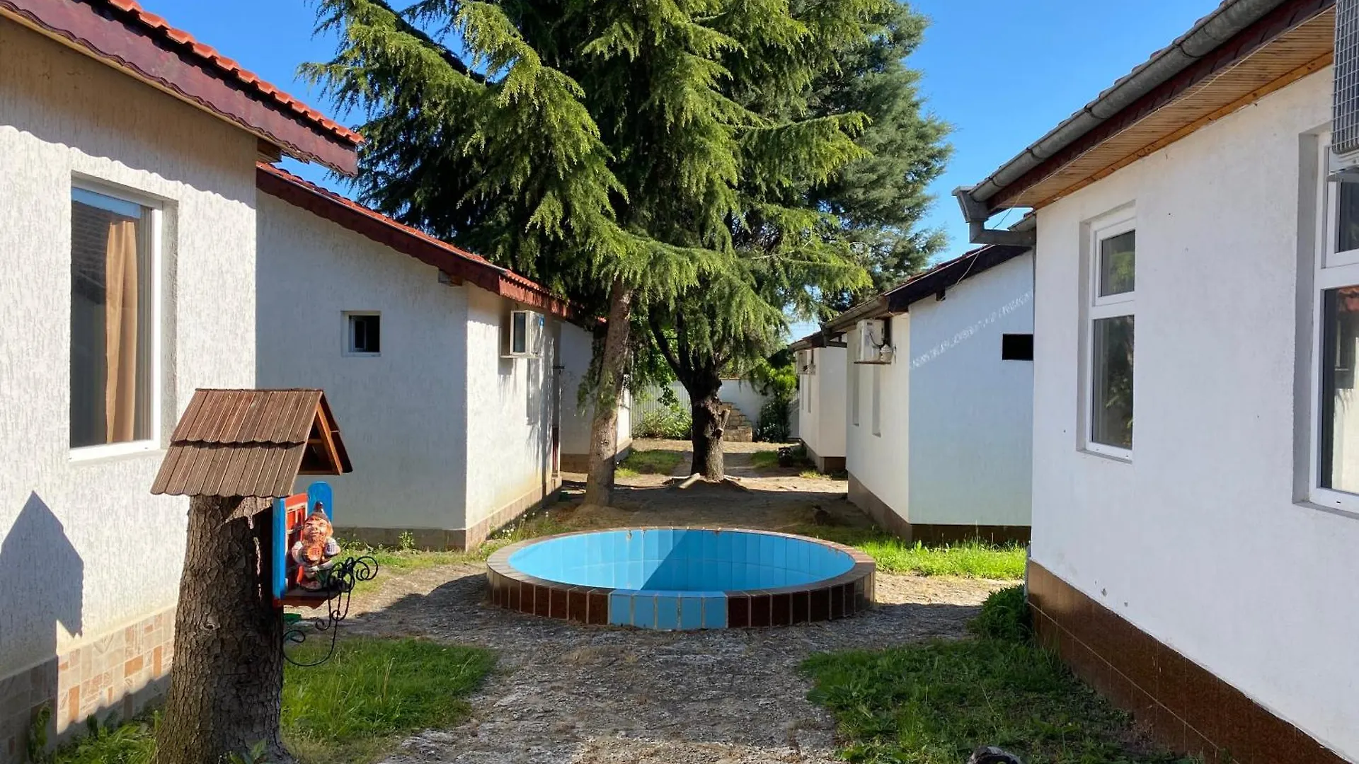 Gloria Houses-Free Parking Varna Pensiune